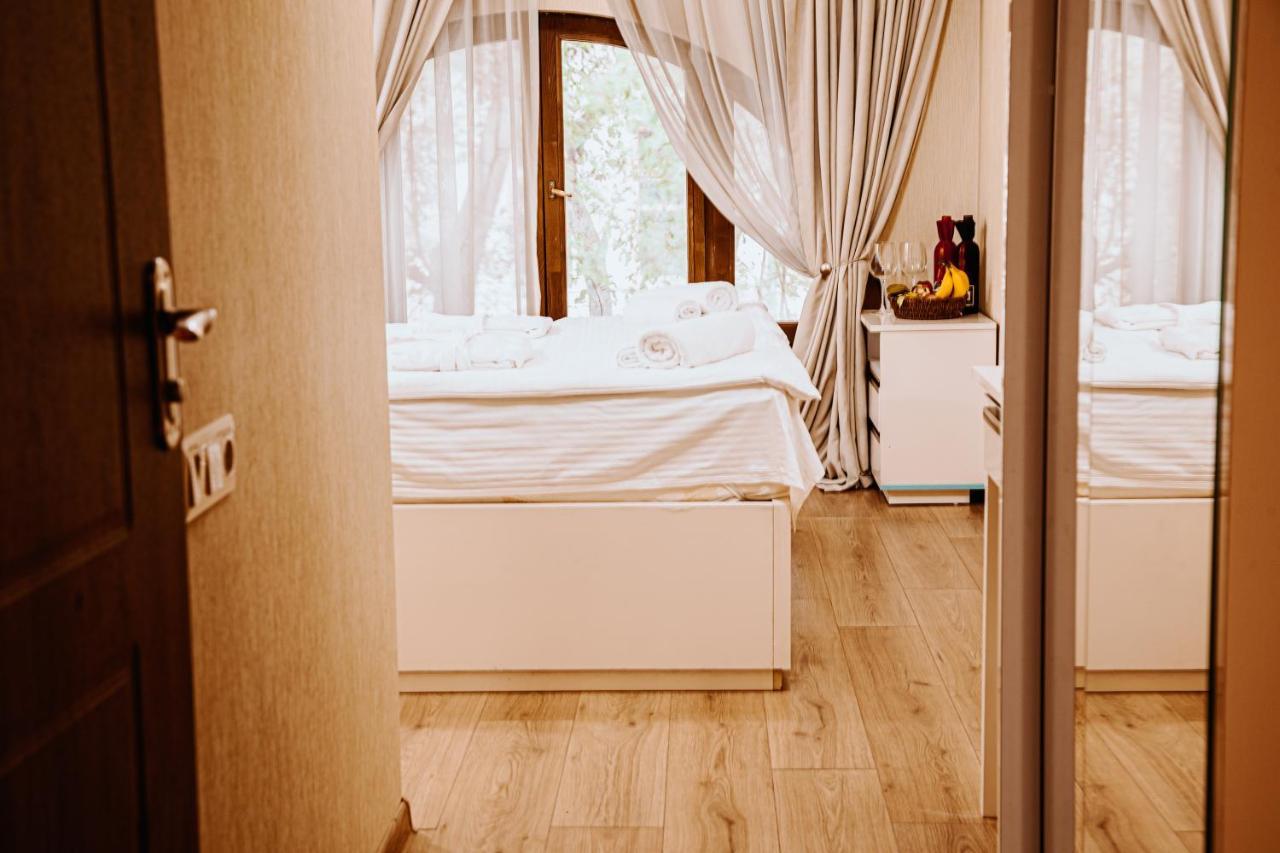 Sama Grand Hotel Tbilisi Buitenkant foto